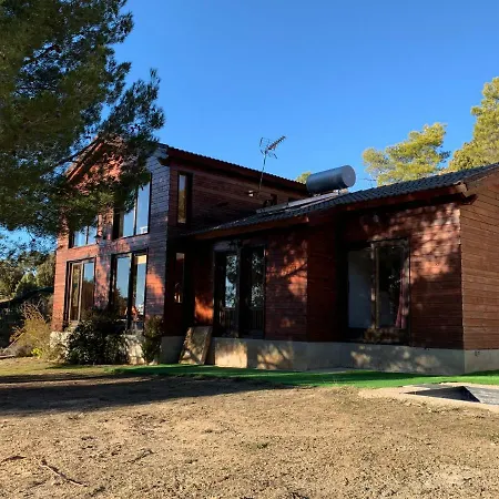 Casa De Madera En Alto Tajo Сasa de vacaciones